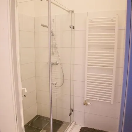 Apartament Five Season's *