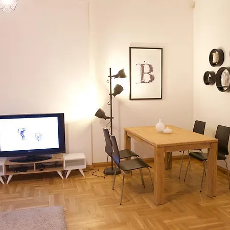 Five Season's Apartment