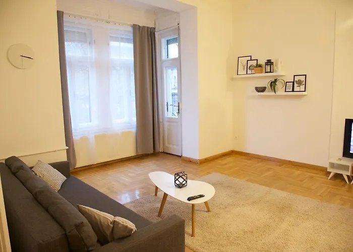 דירה Five Season's *