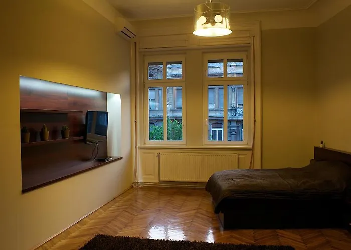 דירה Five Season's *