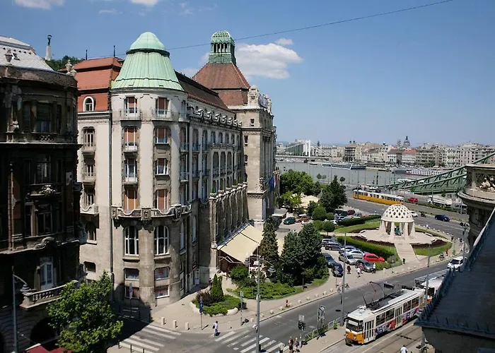 Five Season's דירה