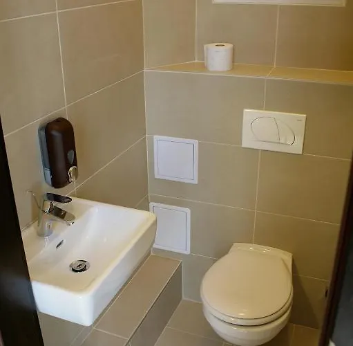 דירה Five Season's